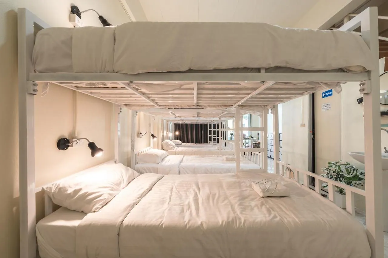 Beds Friends Phi Phi Hostel - Party Hostel 0*, Phi Phi Islands Thailandia