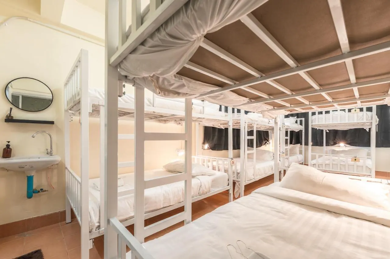 Beds Friends Phi Phi Hostel - Party Hostel  Phi Phi Islands